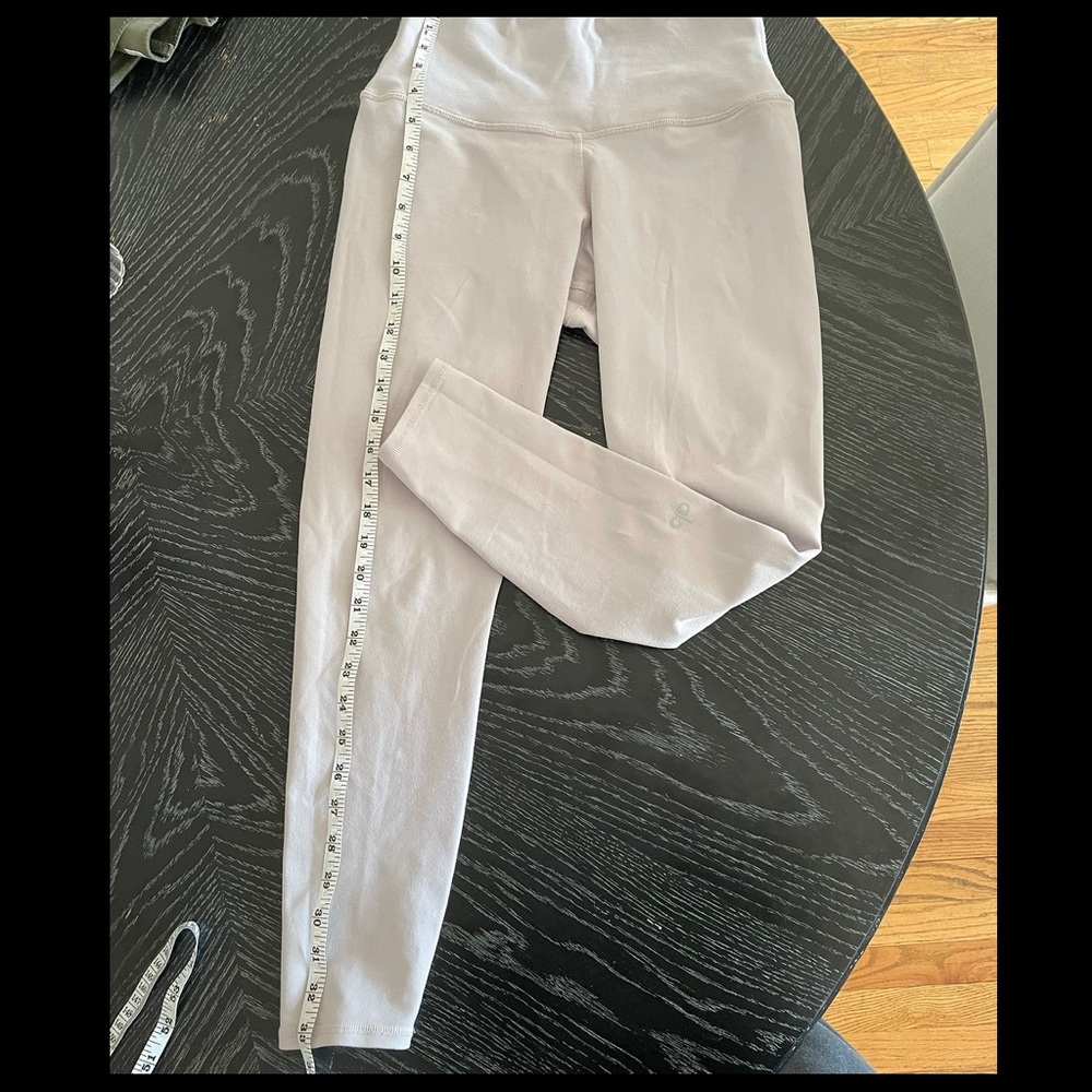 Alo high waisted airbrush dusty pink leggings - M